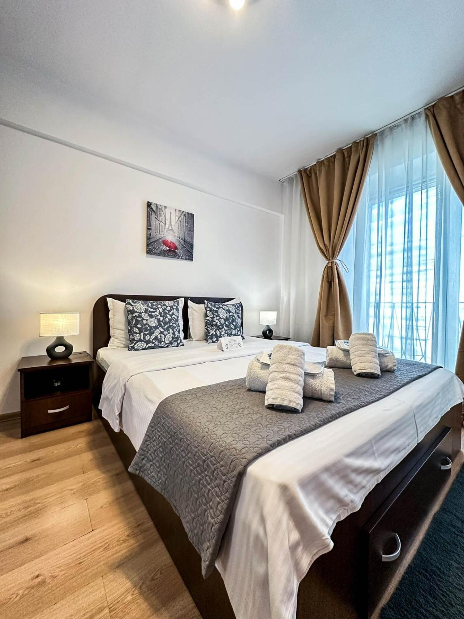 Sunrise Apartments City Center Bukarest Kültér fotó