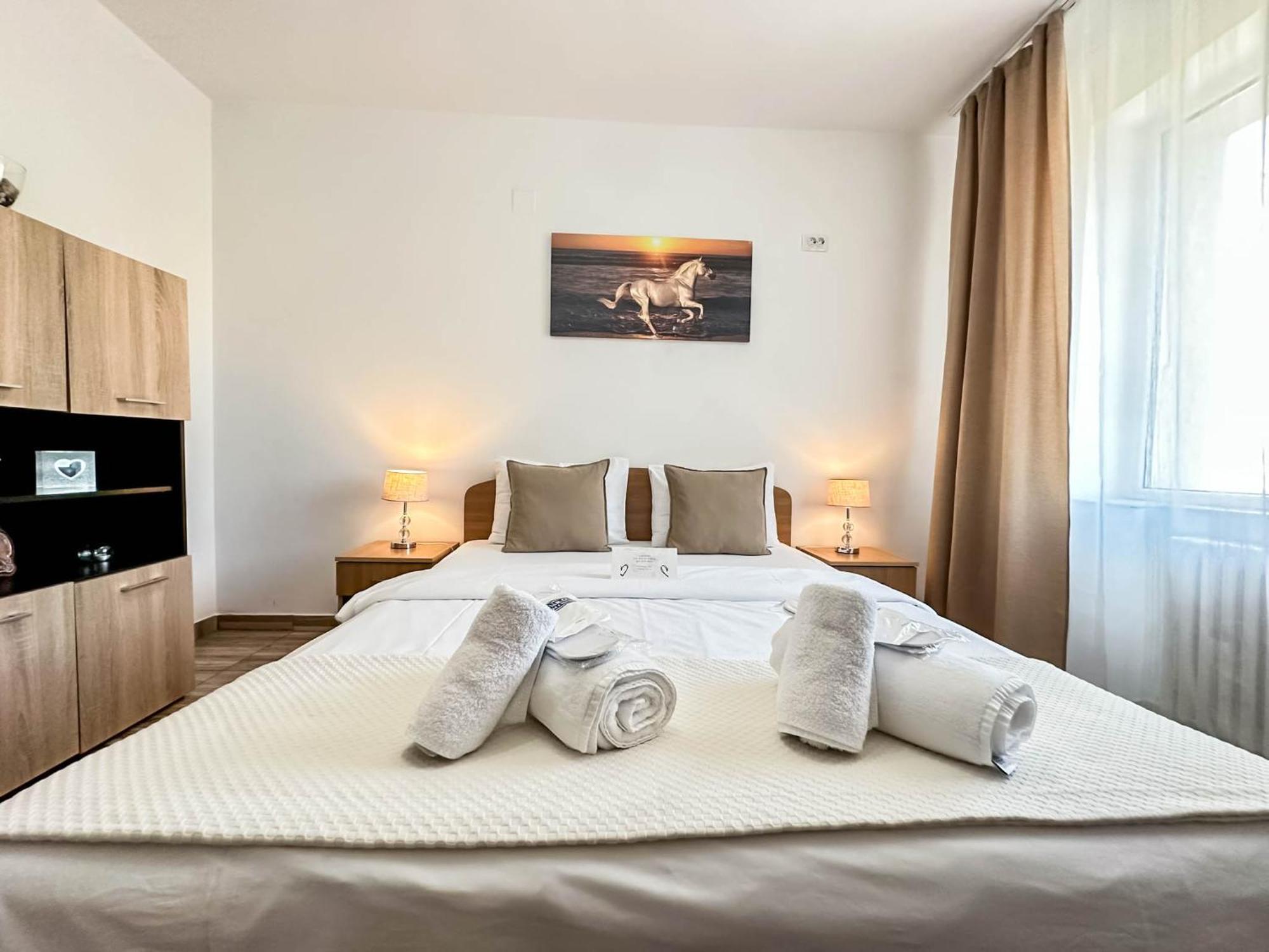 Sunrise Apartments City Center Bukarest Kültér fotó